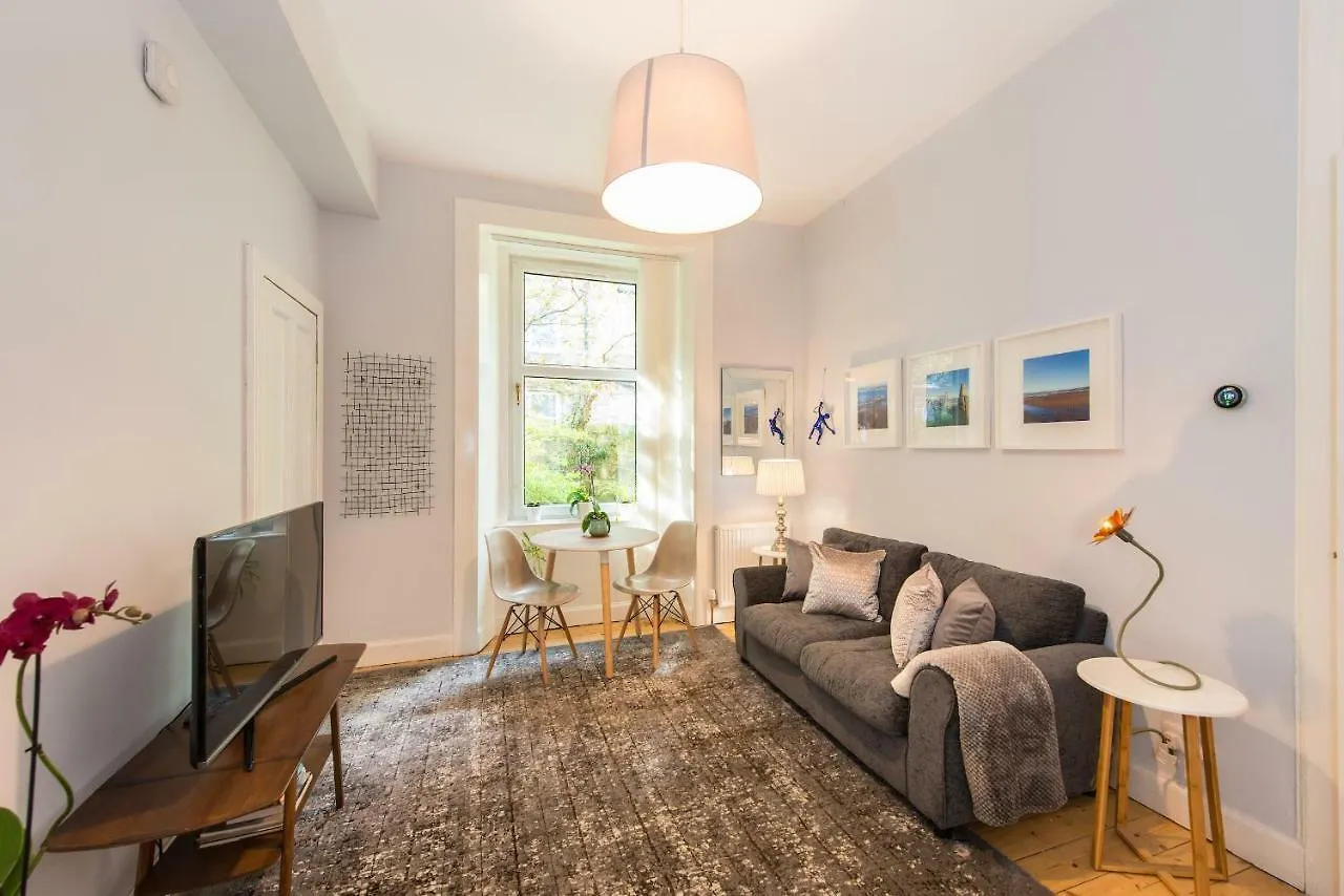 Scottish Stays - Edina Place Apartment location