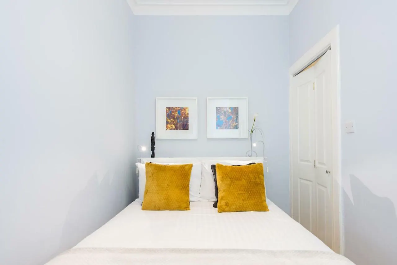 Scottish Stays - Edina Place Apartment Edinburgh 0*,