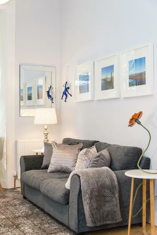 Scottish Stays - Edina Place Apartment Edinburgh 0*,  Großbritannien