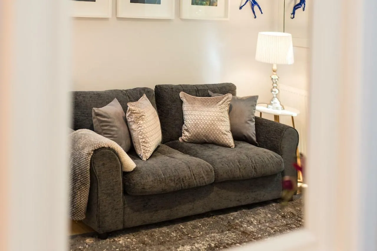 Scottish Stays - Edina Place Apartment Edinburgh